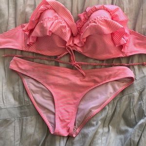 Aerie bikini- top 36D, bottoms M. Comes with strap